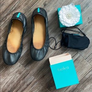 Tieks Flats Matte Black size 8 with Box